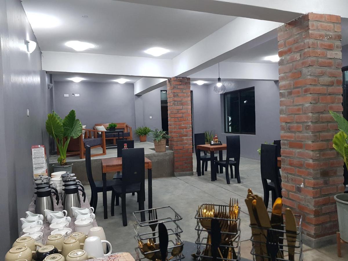 Chinyonga Guesthouse Limbe Esterno foto